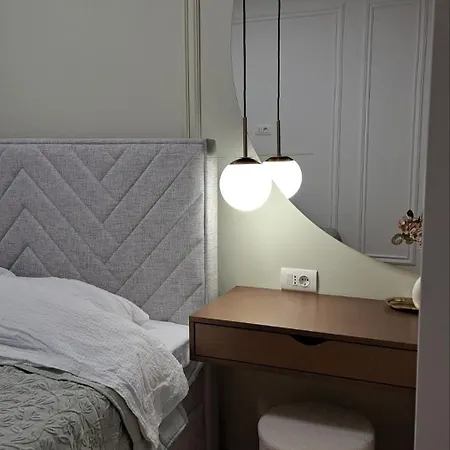 Nora Apartment *